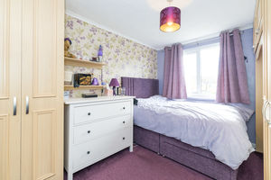 Bed- click for photo gallery